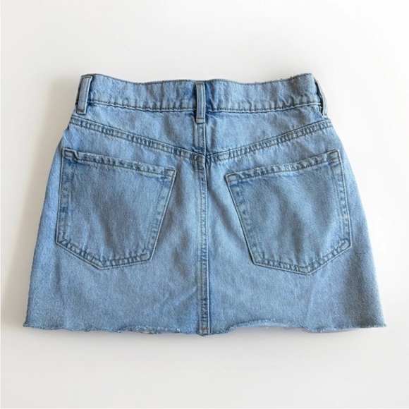 Women’s Garage Classic Light wash Distressed Denim Short Mini Skirt, Size XS Y2K - Picture 3 of 7